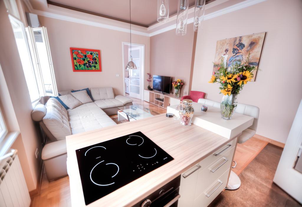 Crown Apartment - Your Royal Stay Βελιγράδι Εξωτερικό φωτογραφία